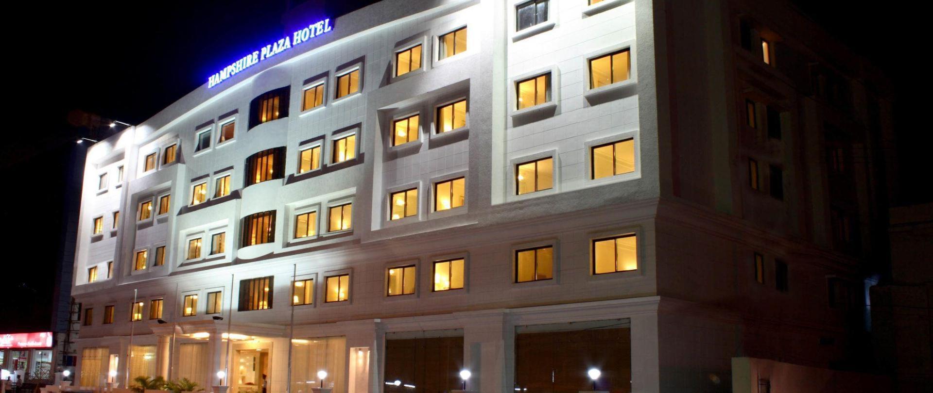 Hotel Hampshire Plaza Hyderabad Exterior foto