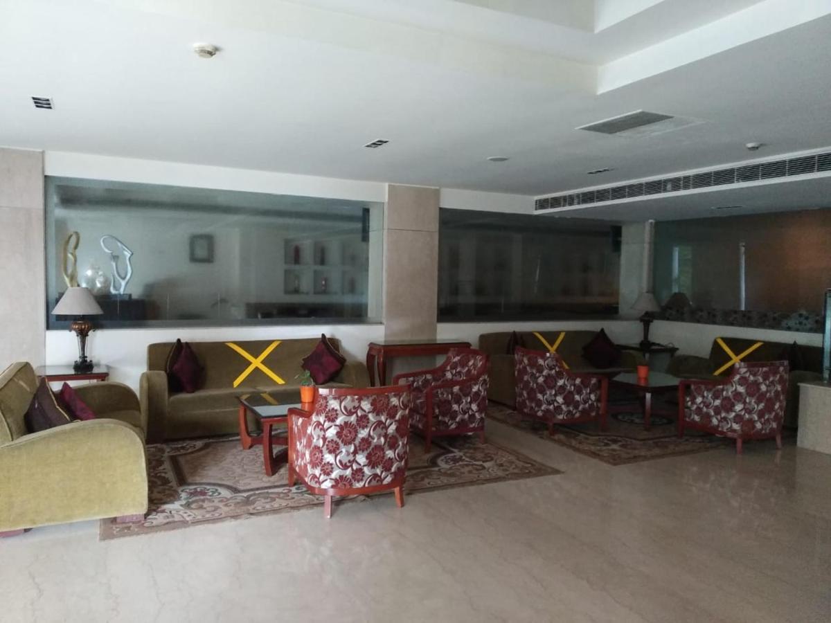 Hotel Hampshire Plaza Hyderabad Exterior foto